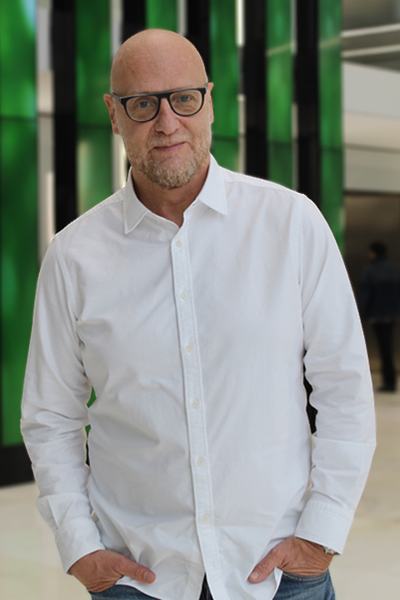 Dr. Carlos Schorlemmer